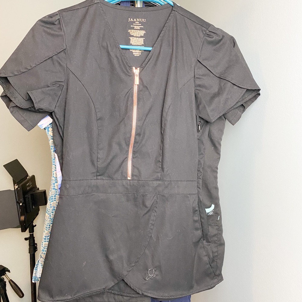 Jaanuu Rose Gold Tulip Scrub Top